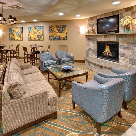 Holiday Inn Express Hotel & Suites Grand Island By Ihg Ресторант снимка