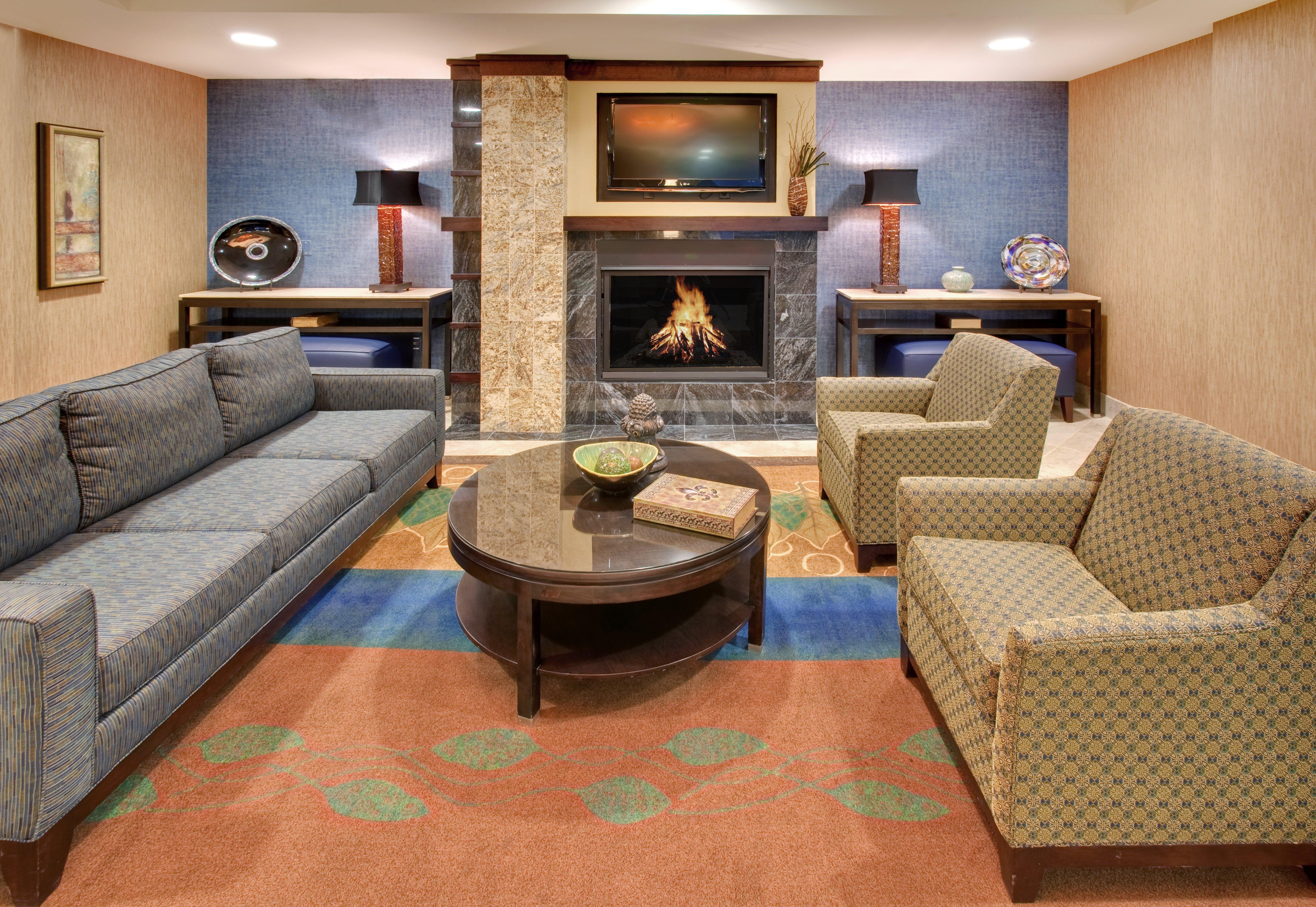 Holiday Inn Express Hotel & Suites Grand Island By Ihg Екстериор снимка