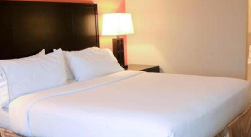 Holiday Inn Express Hotel & Suites Grand Island By Ihg Екстериор снимка